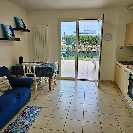Apartment Se052 - Marotta, Delizioso Bilocale Con Giardino *