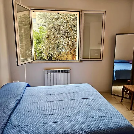 Se052 - Marotta, Delizioso Bilocale Con Giardino *